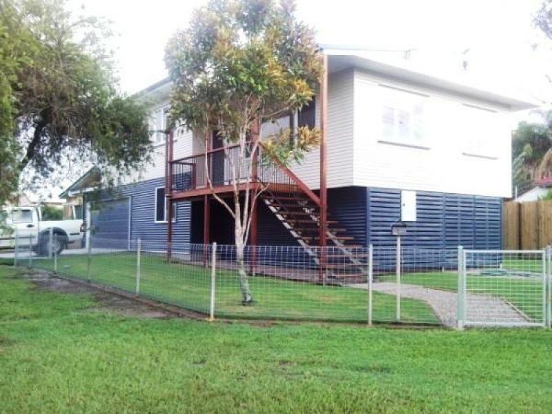 8 Redbank Road, Redcliffe QLD 4020