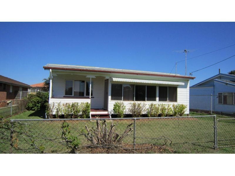 30 Base Street, Victoria Point QLD 4165