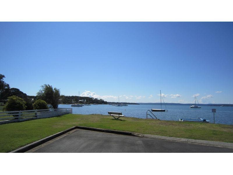 30 Base Street, Victoria Point QLD 4165