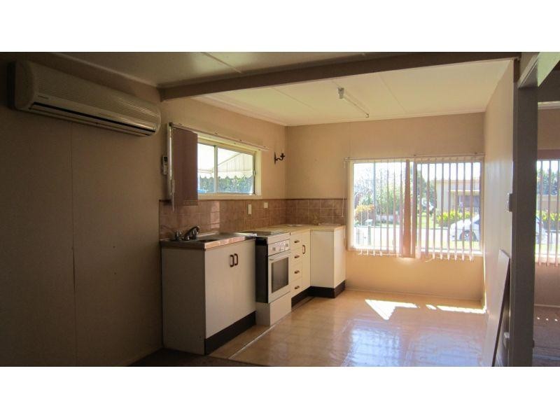 30 Base Street, Victoria Point QLD 4165