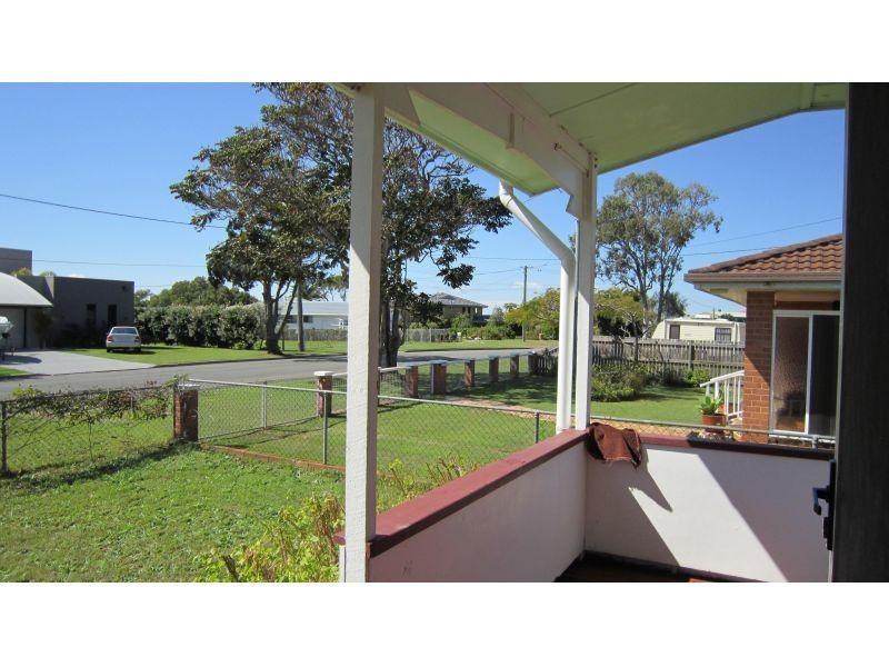 30 Base Street, Victoria Point QLD 4165