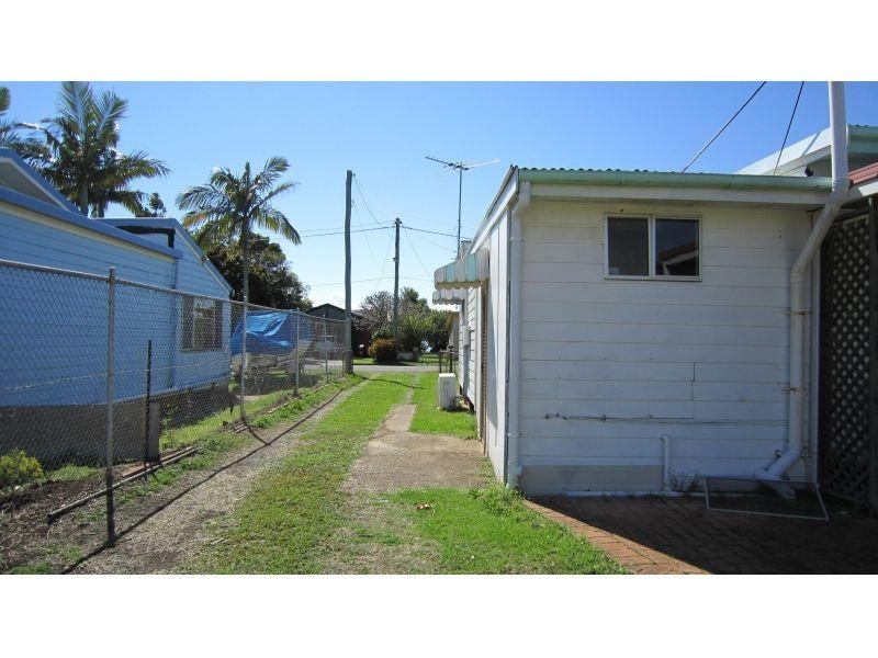 30 Base Street, Victoria Point QLD 4165