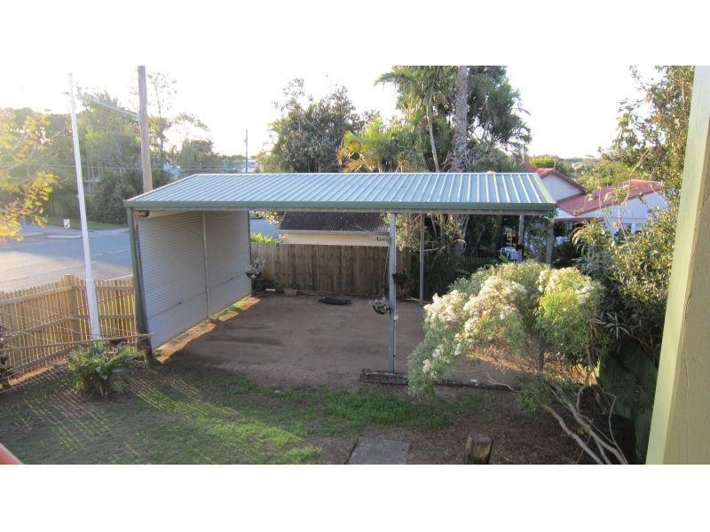 49 Violet Street CNR of Strabroke Ave, Wynnum QLD 4178