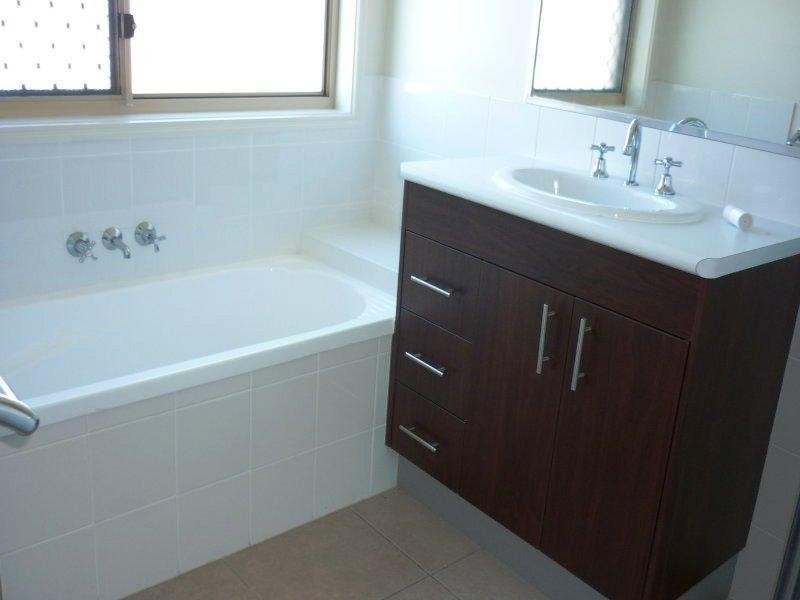 50 Corrimal Place, Sandstone Point QLD 4511