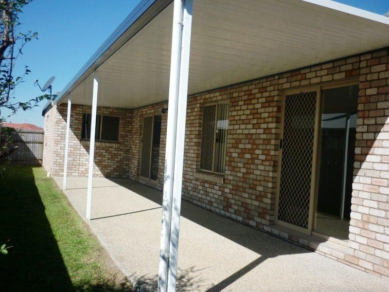 50 Corrimal Place, Sandstone Point QLD 4511