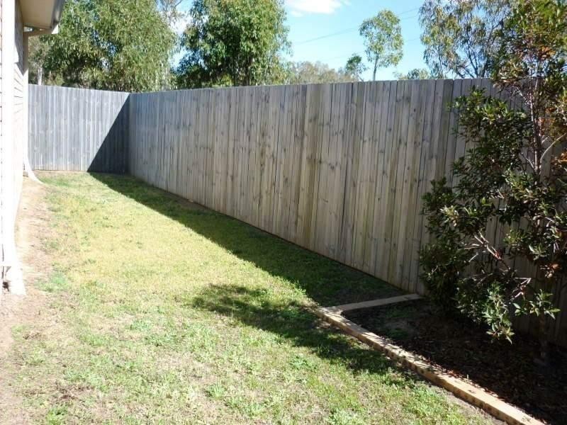 50 Corrimal Place, Sandstone Point QLD 4511