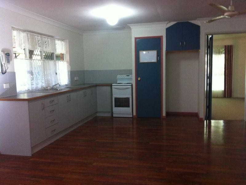16  Donnelly Drive, Kallangur QLD 4503