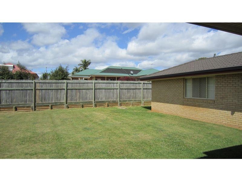 8 McNab Close, Wellington Point QLD 4160