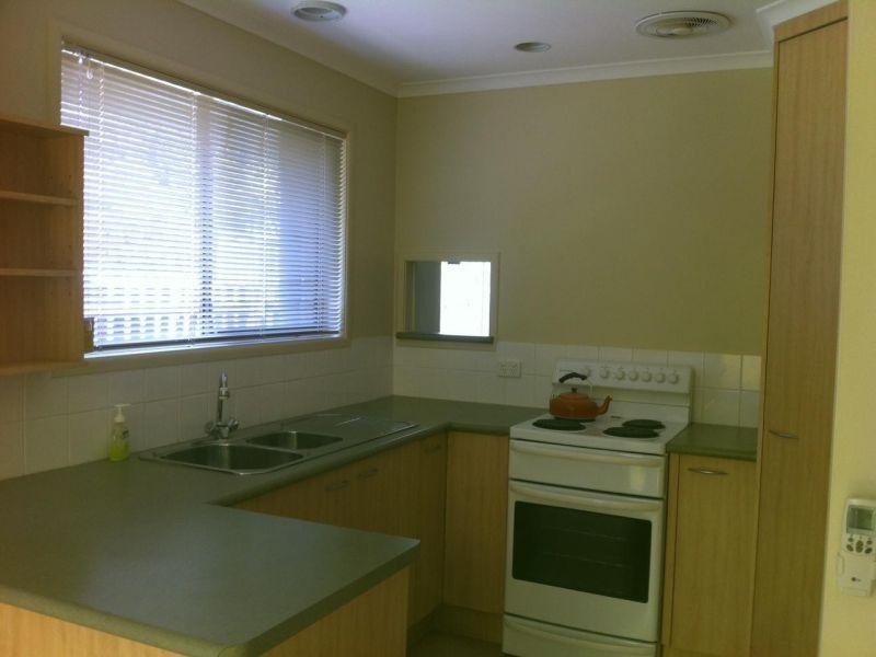 34  Sunnybay Drive, Birkdale QLD 4159