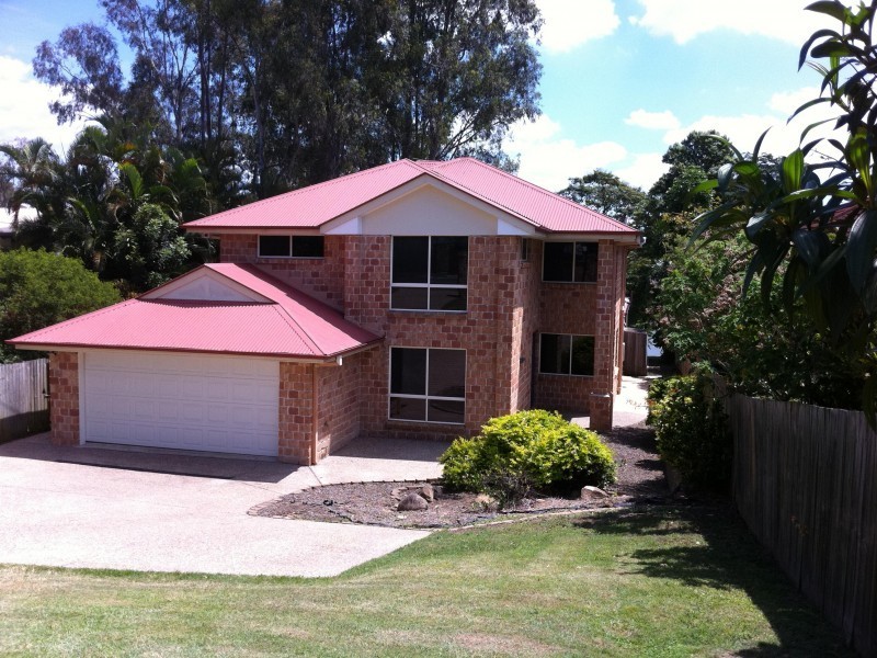 101 King Arthur Terrace, Tennyson QLD 4105