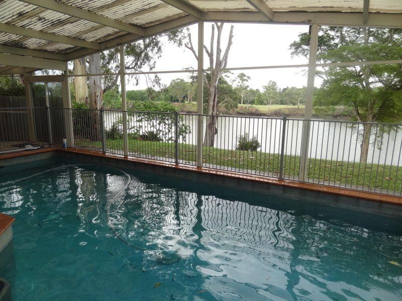 101 King Arthur Terrace, Tennyson QLD 4105