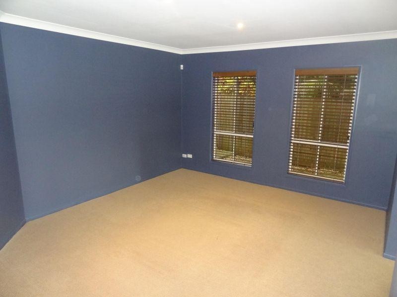 101 King Arthur Terrace, Tennyson QLD 4105