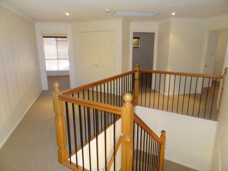 101 King Arthur Terrace, Tennyson QLD 4105