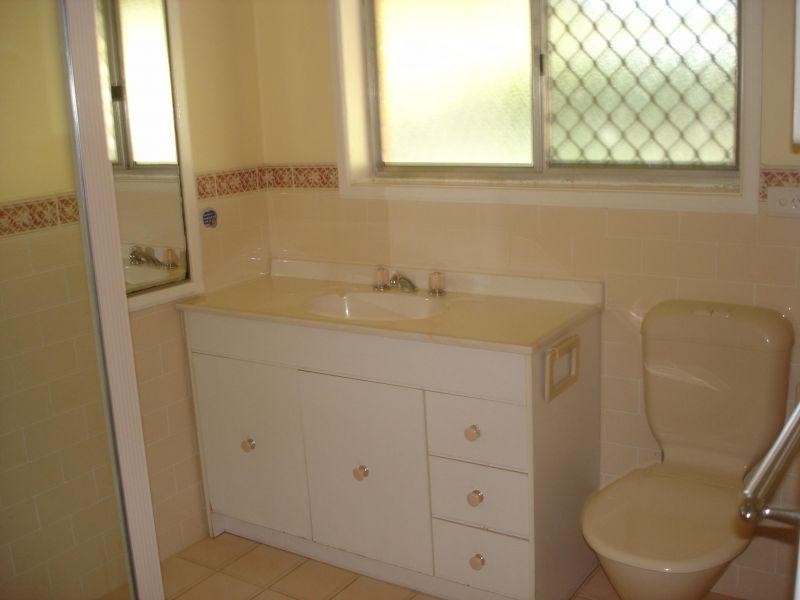 45 Cavell Road, Birkdale QLD 4159