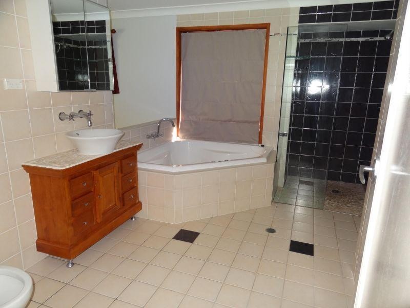 43 Fullerton Street, Birkdale QLD 4159