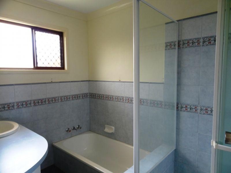 12 Magpie Street, Birkdale QLD 4159