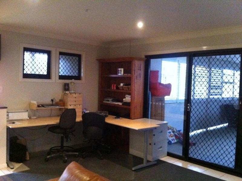 59a Riding Road, Hawthorne QLD 4171