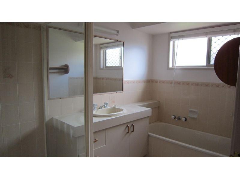 21 Hanlon Street, Tanah Merah QLD 4128