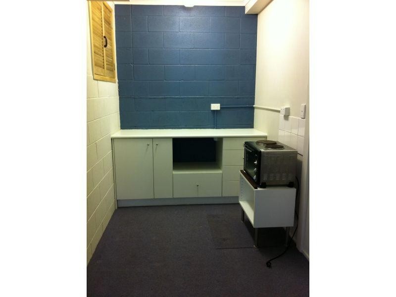 25 Alamine Street, Holland Park QLD 4121