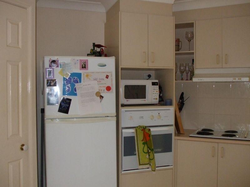 12 Babamande Street, Redland Bay QLD 4165