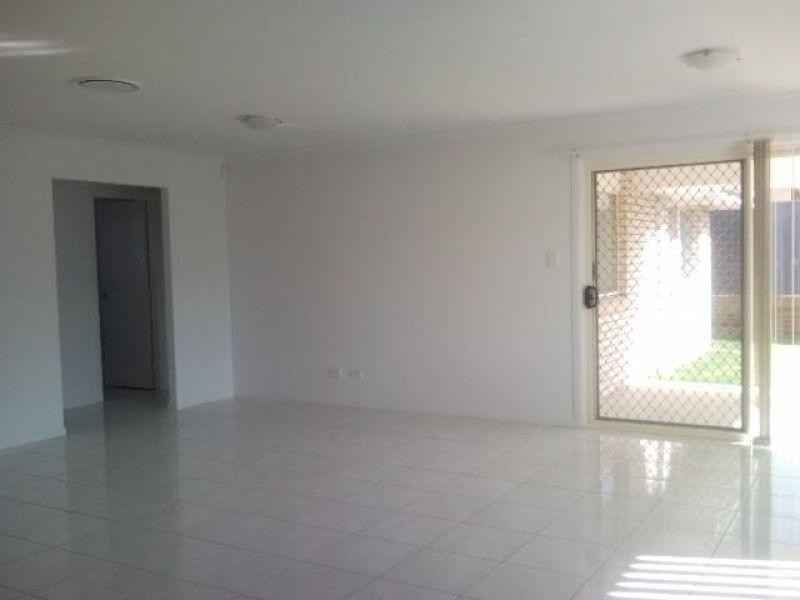 17  Pentacost Place, Redland Bay QLD 4165