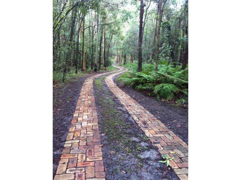 36 Zipfs Road, Redland Bay QLD 4165