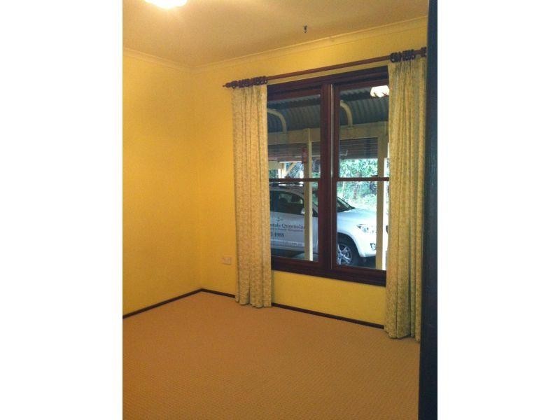 36 Zipfs Road, Redland Bay QLD 4165