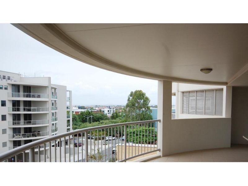 21/32 Middle Street, Cleveland QLD 4163