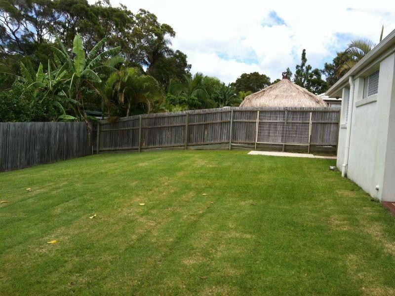 94 Bunker Road, Victoria Point QLD 4165