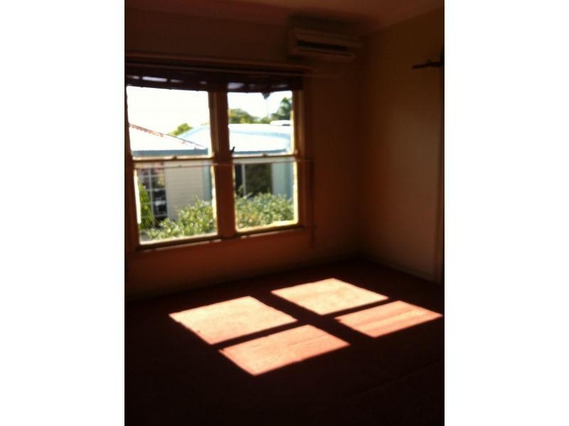 24 Alfred Street, Redcliffe QLD 4020