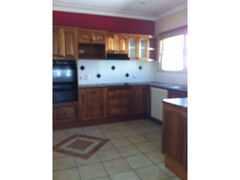 24 Alfred Street, Redcliffe QLD 4020