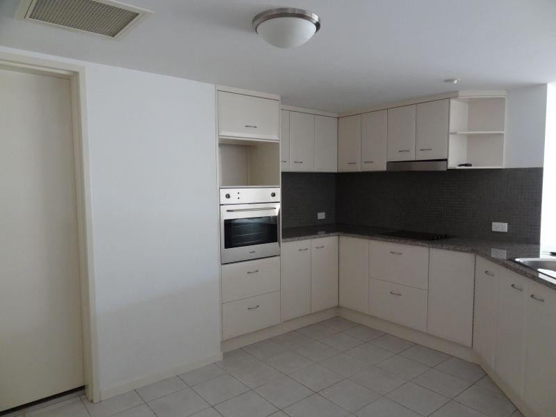 21/32 Middle Street, Cleveland QLD 4163