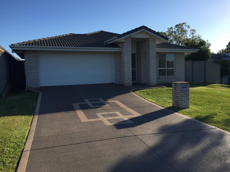 17 Pentecost Place, Redland Bay QLD 4165