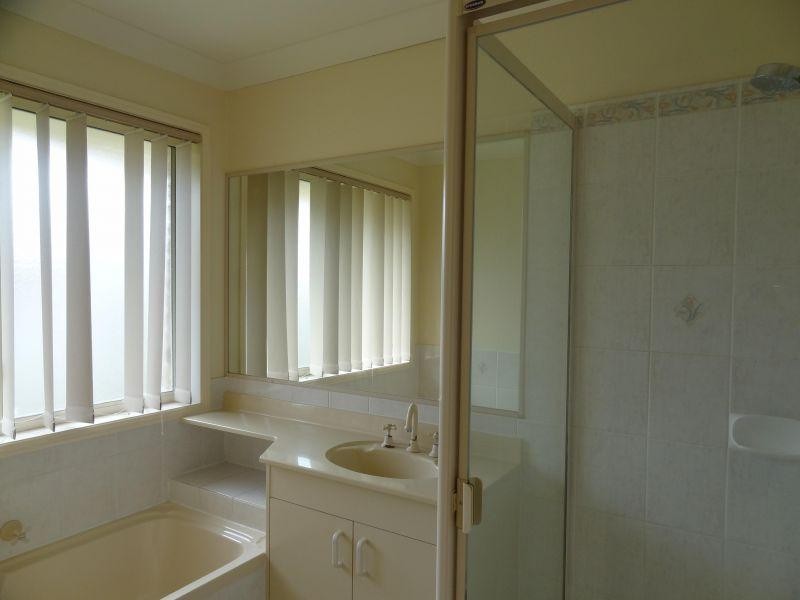 12 Babamande Street, Redland Bay QLD 4165