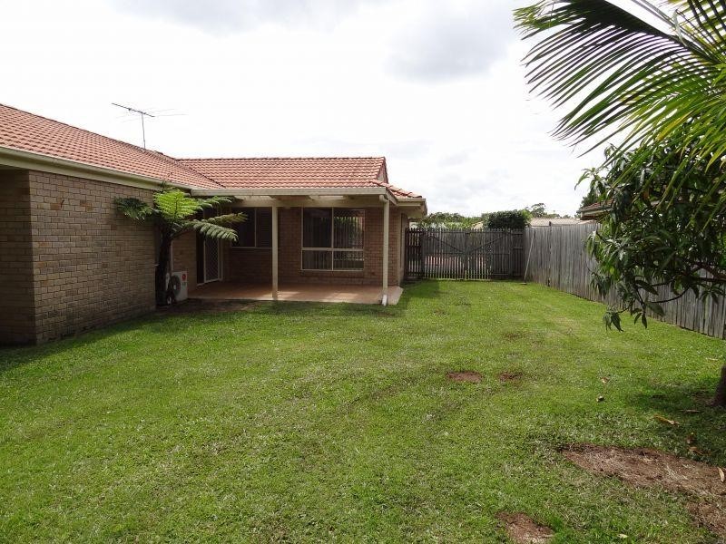 12 Babamande Street, Redland Bay QLD 4165