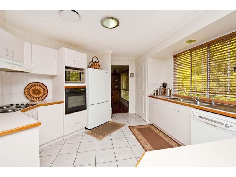 10 Whimbrel Street, Warner QLD 4500