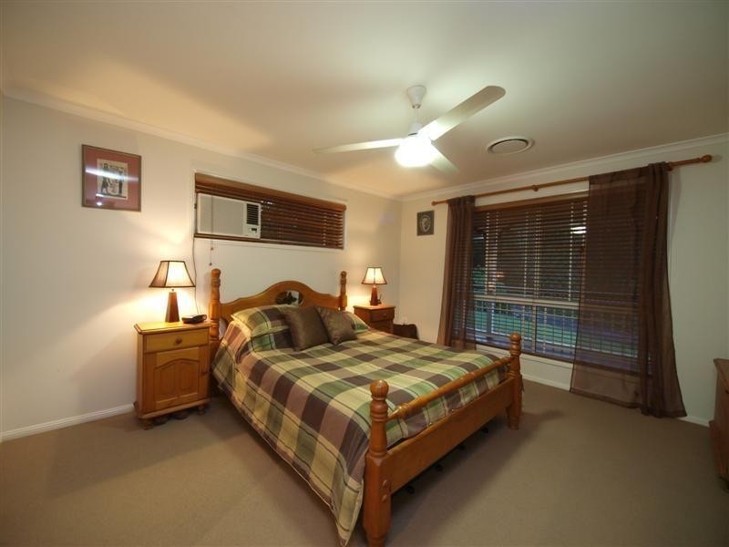 10 Whimbrel Street, Warner QLD 4500