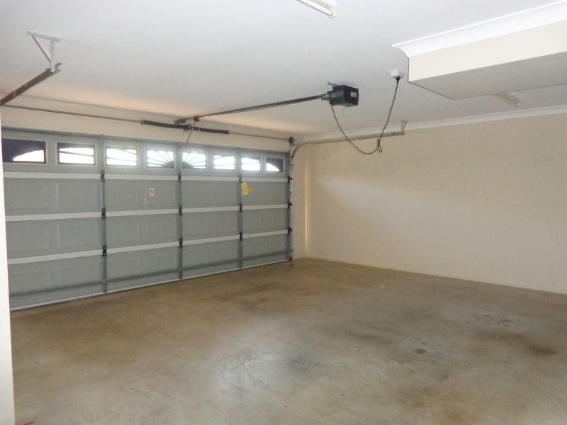24 Parkview Drive, Springfield Lakes QLD 4300