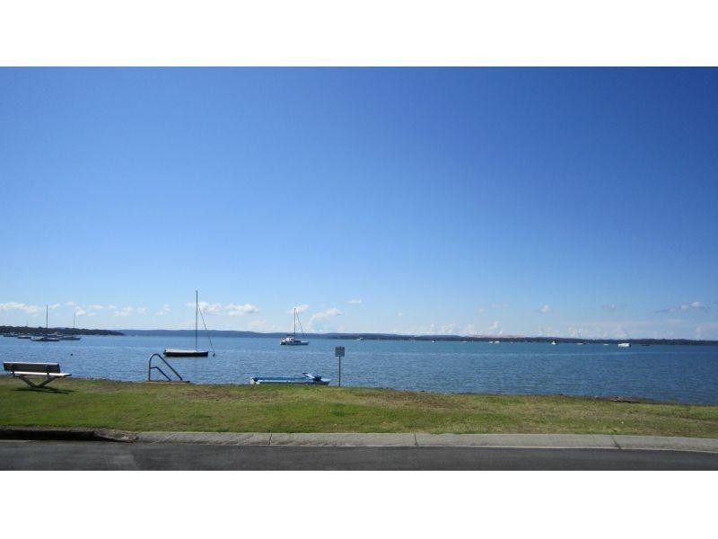 30 Base Street, Victoria Point QLD 4165
