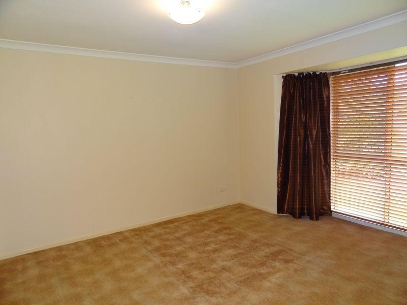 12 Lucy Court, Ormiston QLD 4160