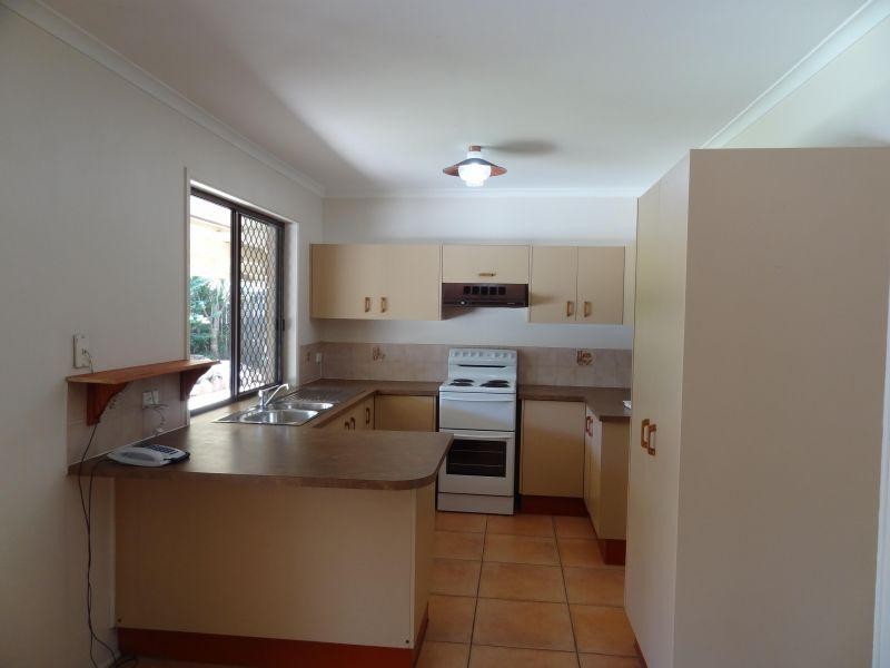 3 Lachlan, Birkdale QLD 4159