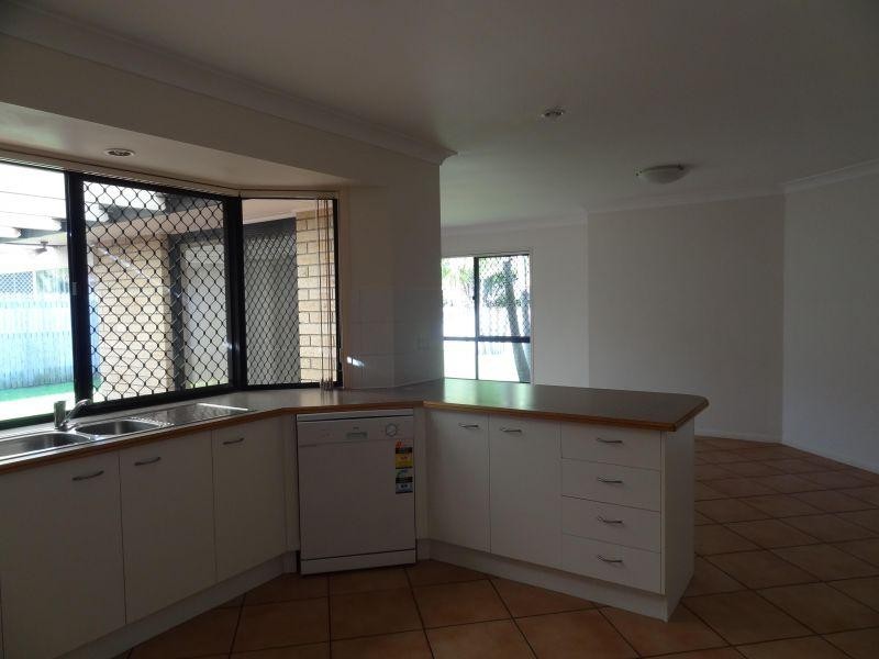 22 Farnham Street, Wellington Point QLD 4160