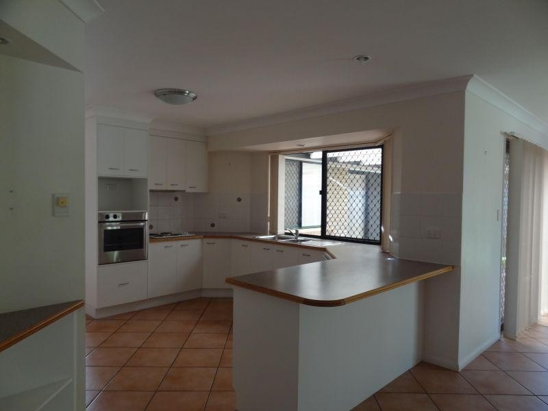 22 Farnham Street, Wellington Point QLD 4160