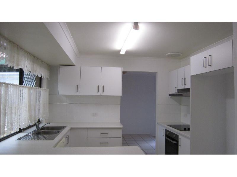 37 McWilliam Street, Redland Bay QLD 4165