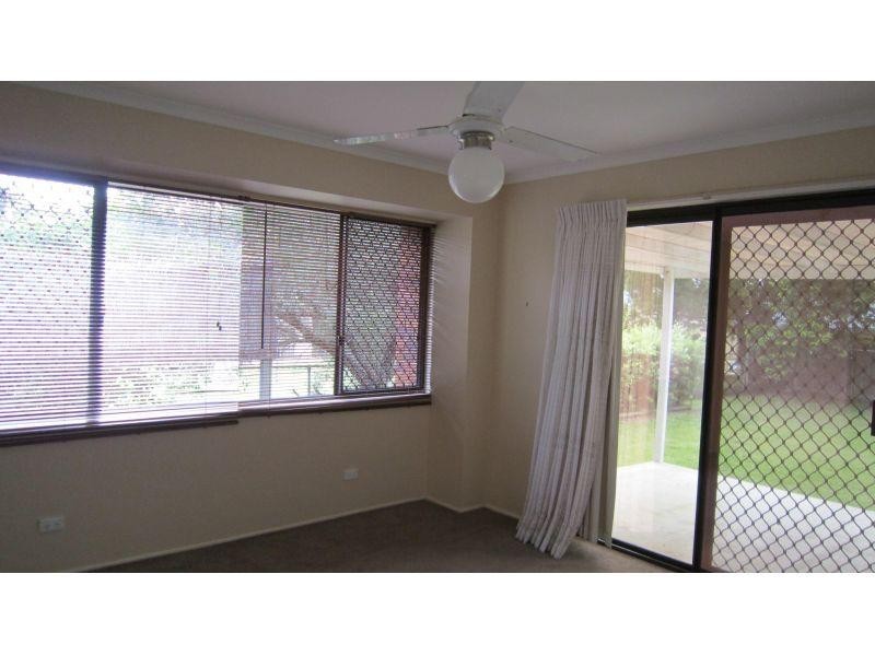 37 McWilliam Street, Redland Bay QLD 4165