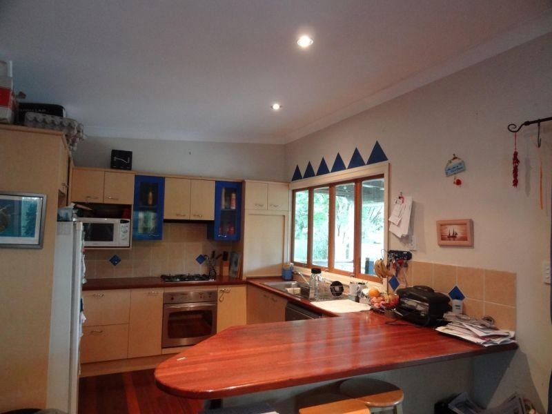 251a Kianawah Road, Wynnum West QLD 4178