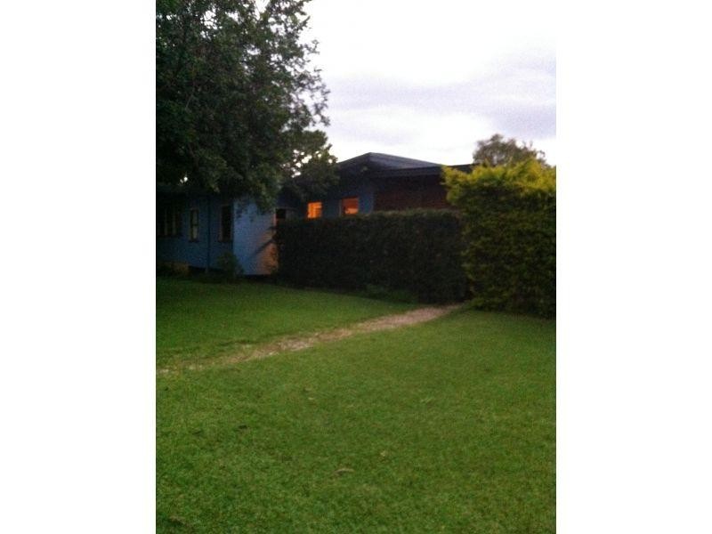 251a Kianawah Road, Wynnum West QLD 4178