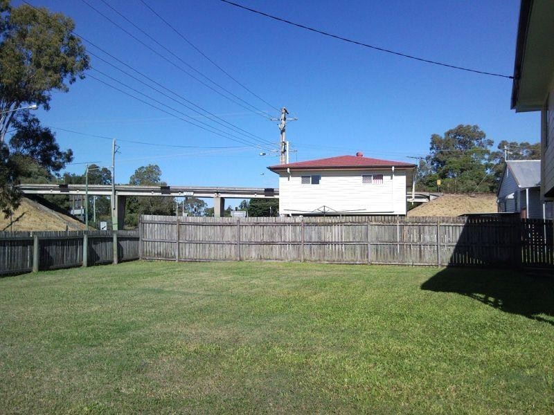 102 Ferry Road, Thorneside QLD 4158