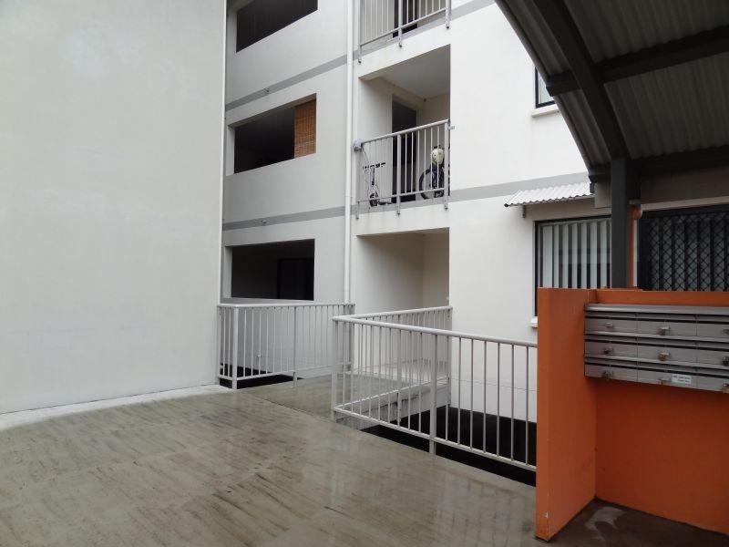 1/25 Pittwin Road, Capalaba QLD 4157