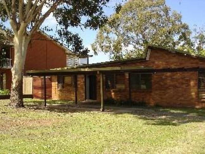 15 Victor Street, Birkdale QLD 4159